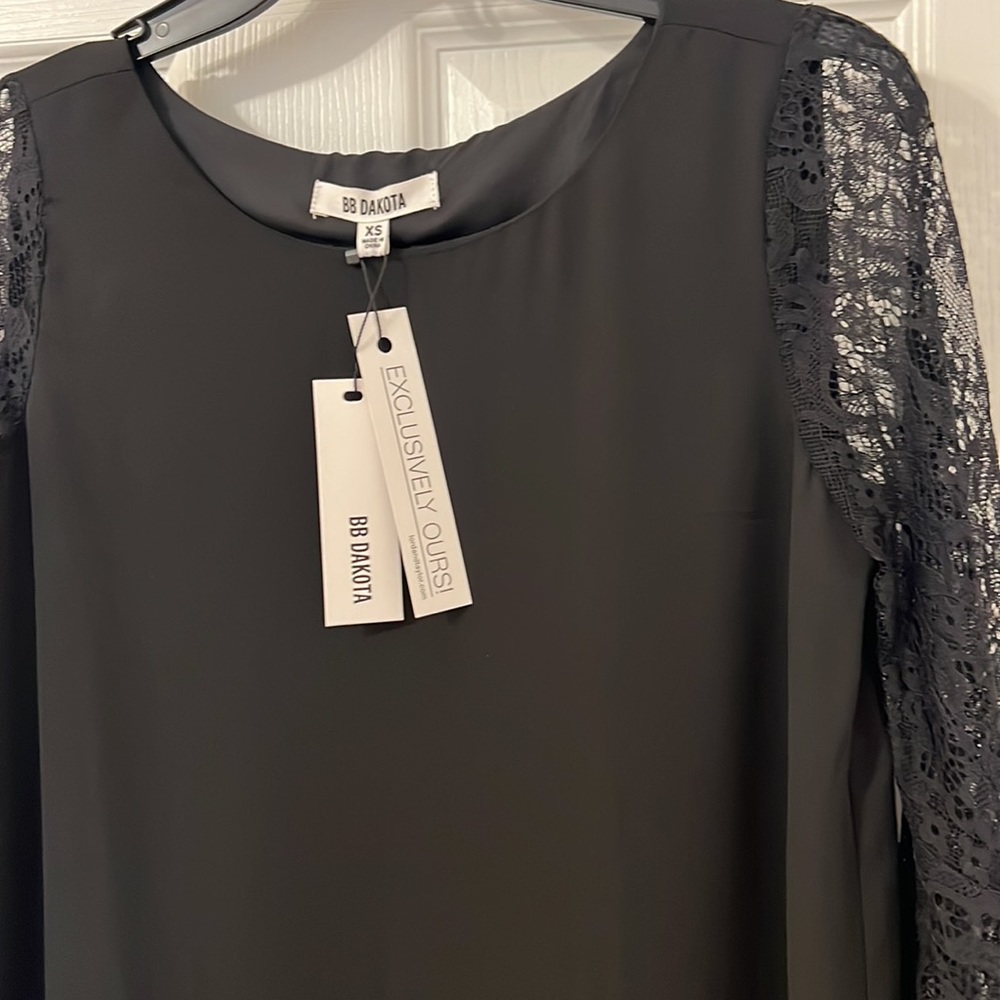 Brand New XS BB Dakota Dress - Picture 2 of 3